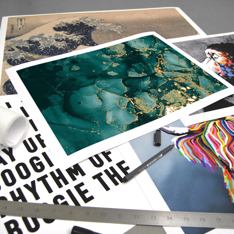 Deep Green Marble Art Print wall art product Seamless Watercolor / Shutterstock