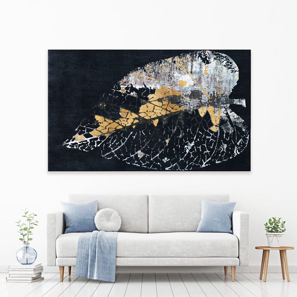 Decorative Leaf Canvas Print wall art product Muzi pear studio / Shutterstock