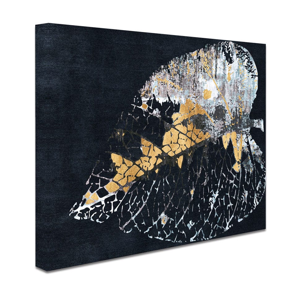 Decorative Leaf Canvas Print wall art product Muzi pear studio / Shutterstock