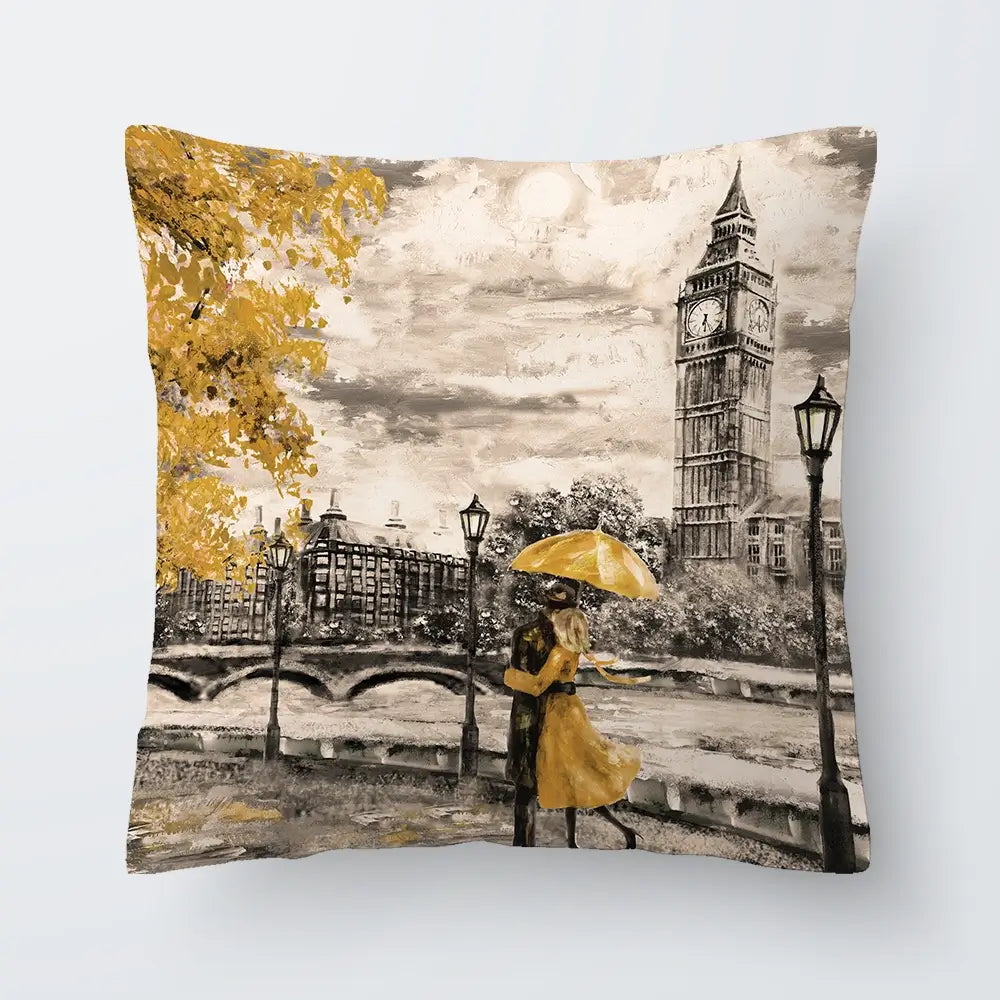London View Cushion London View Cushion wall art product lisima / Shutterstock