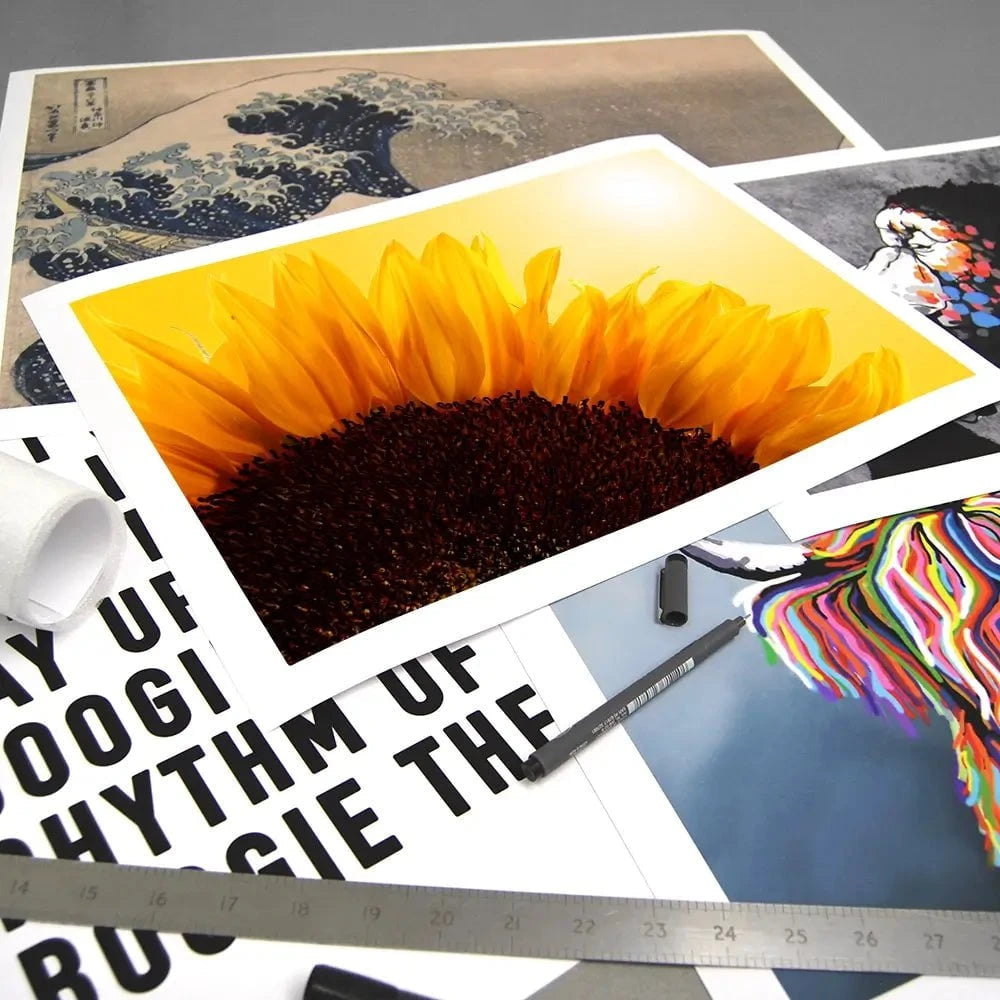 Sunflower Art Print Sunflower Art Print wall art product S_Photo / Shutterstock